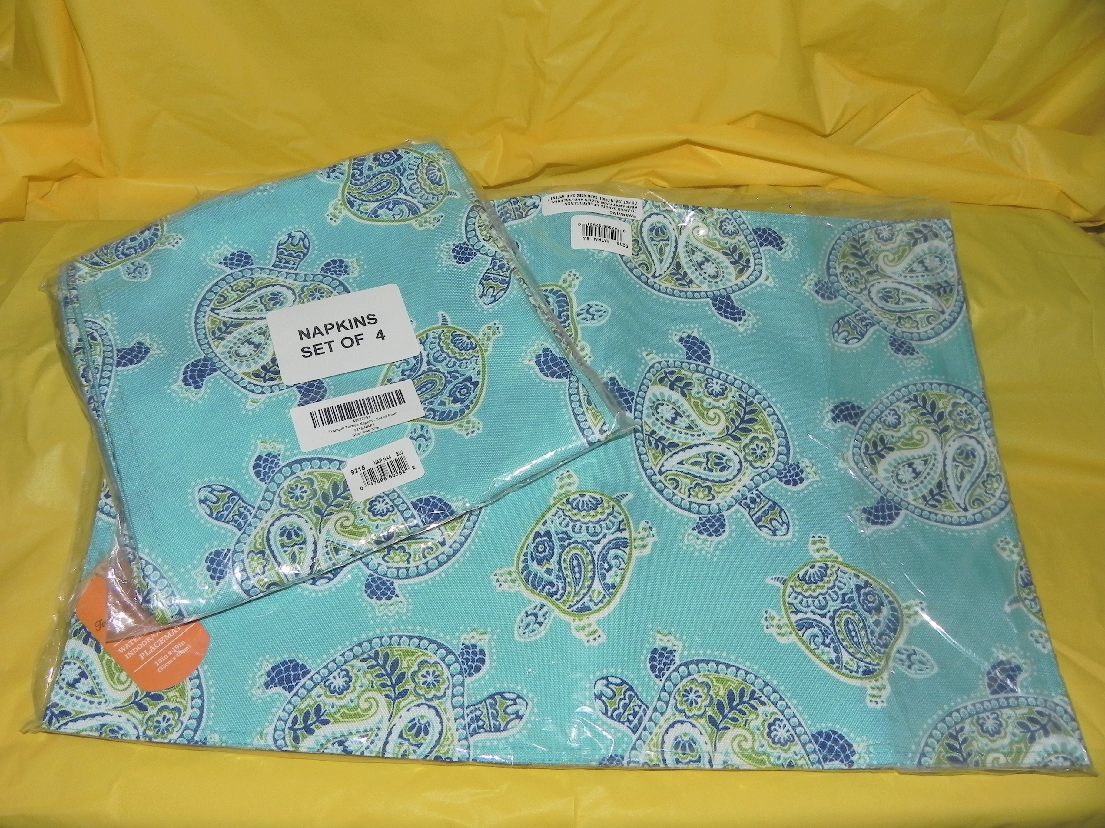 Placemats & Napkins set